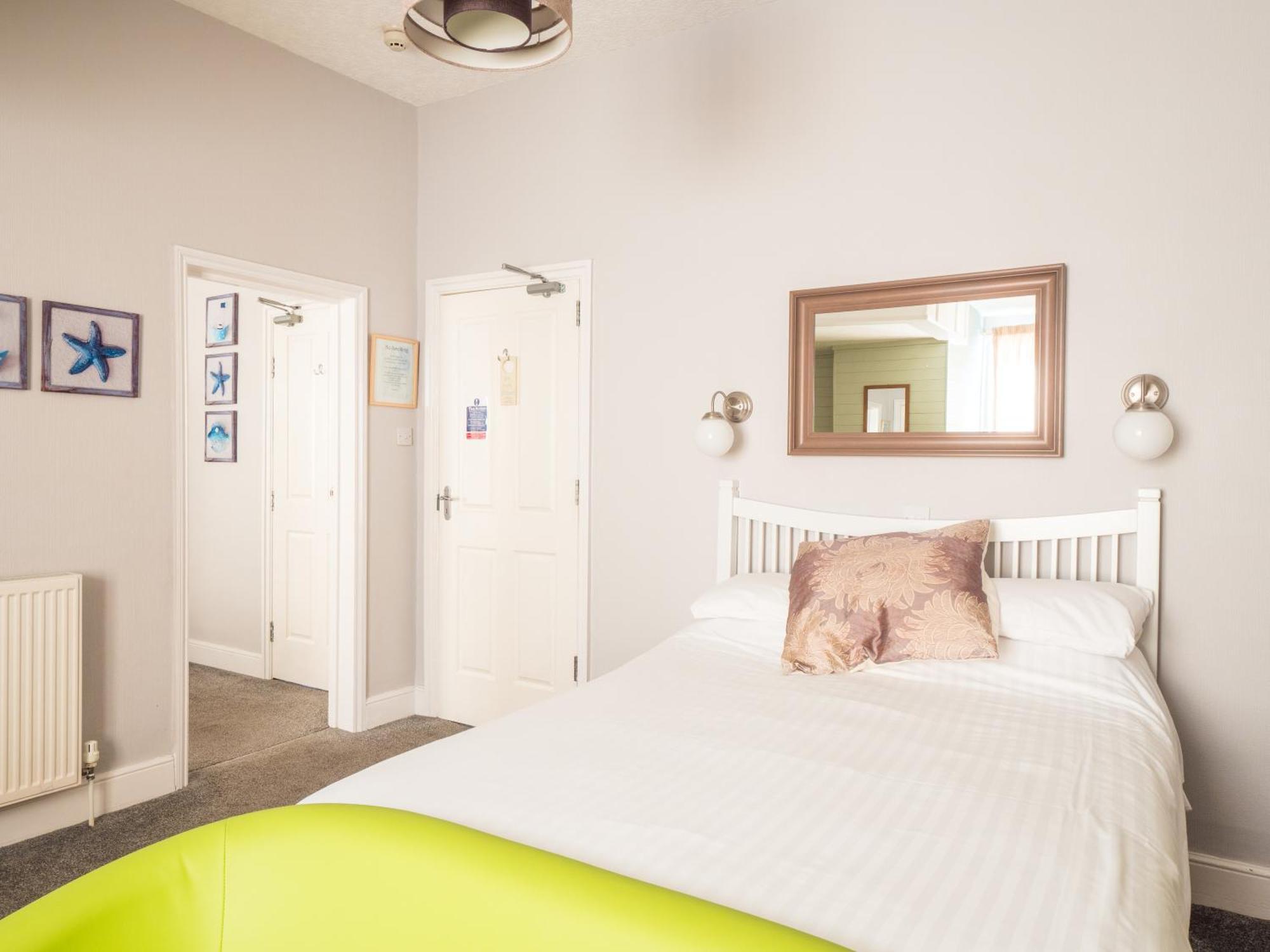 The Grafton Guest House ランディドノー エクステリア 写真