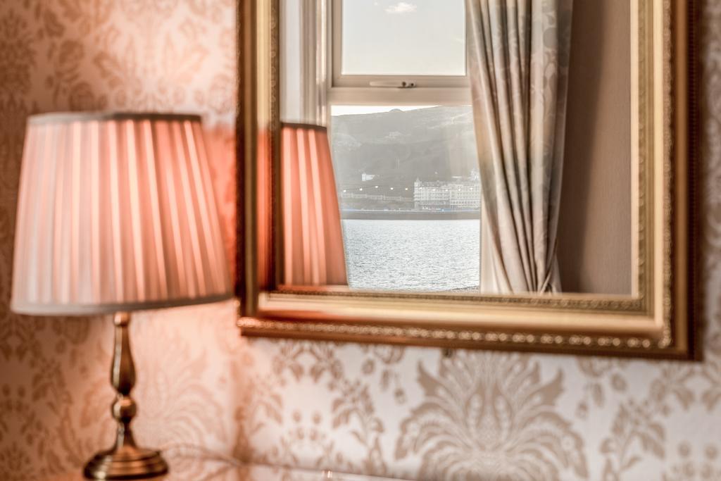 The Grafton Guest House ランディドノー エクステリア 写真