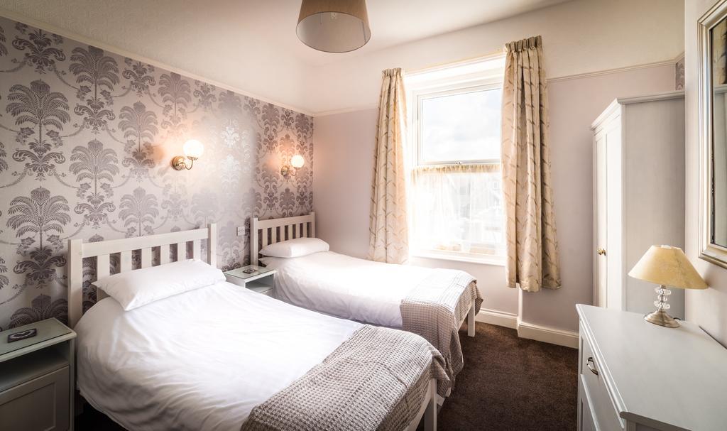 The Grafton Guest House ランディドノー エクステリア 写真