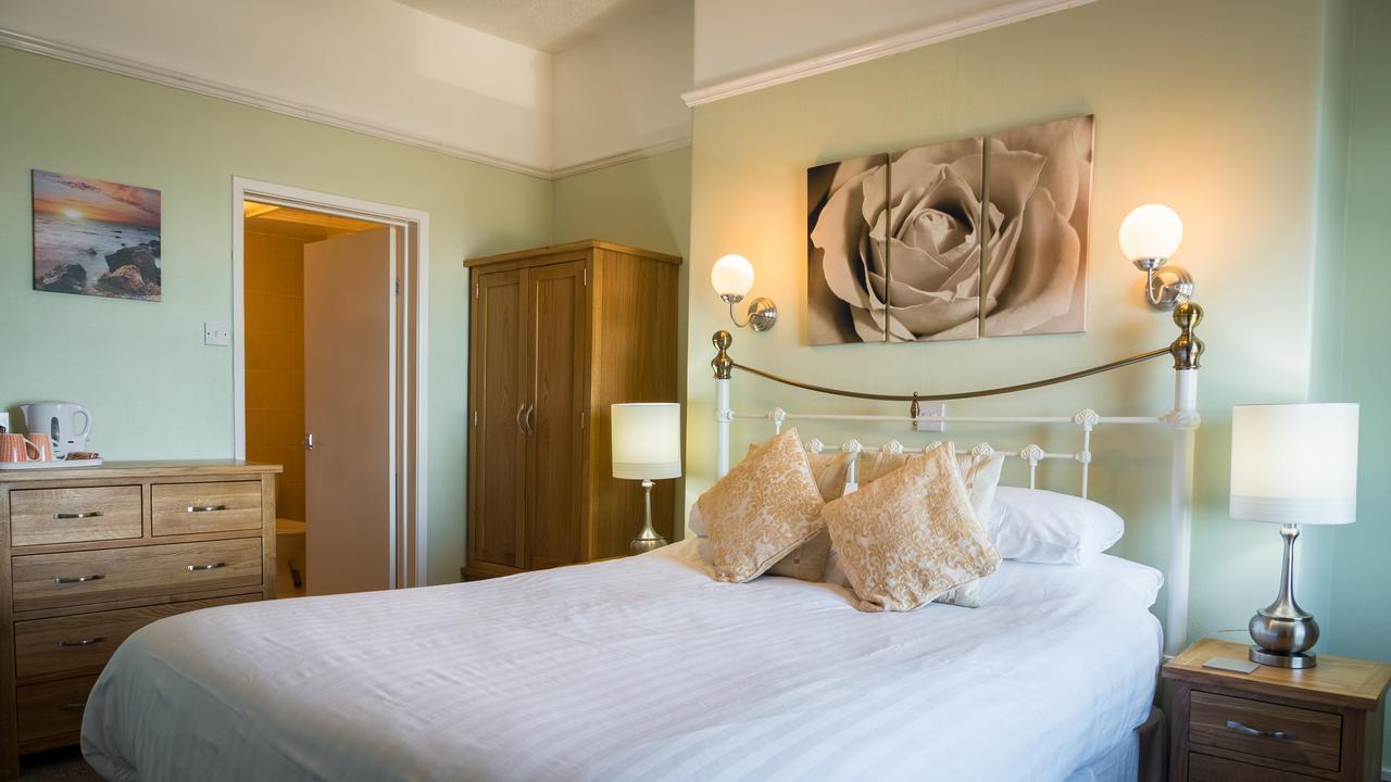The Grafton Guest House ランディドノー エクステリア 写真