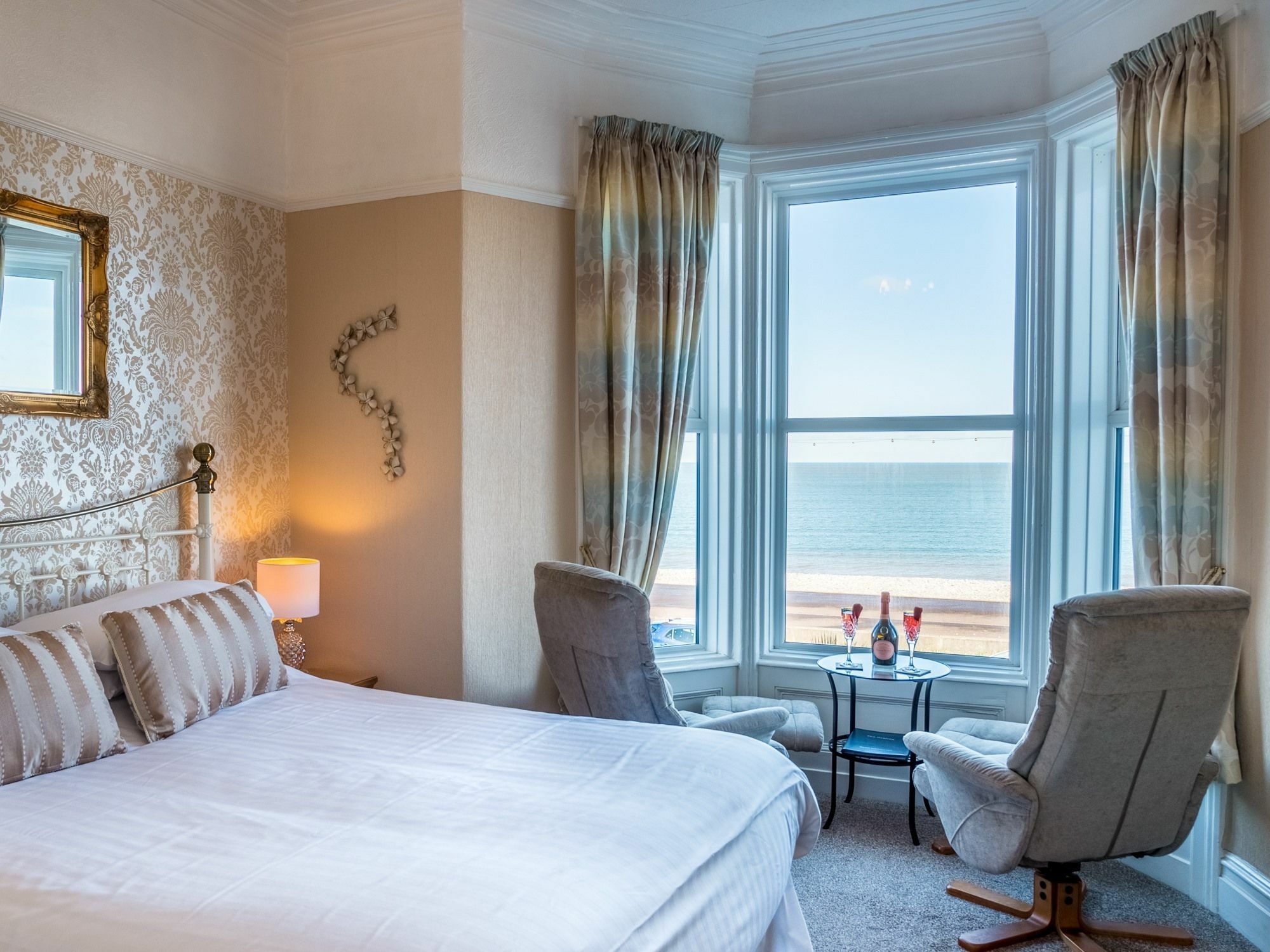 The Grafton Guest House ランディドノー エクステリア 写真